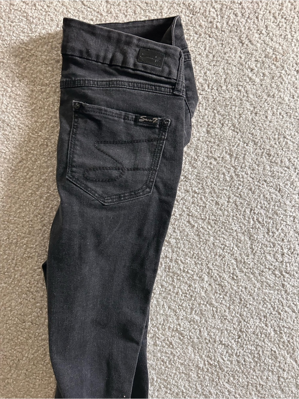 Seven7 Women's Black Skinny Jeans - Classic Dark Wash
